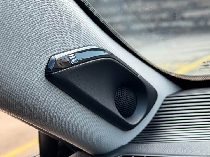 Toyota Venza 2023 2023款 2.0L CVT两驱尊贵版