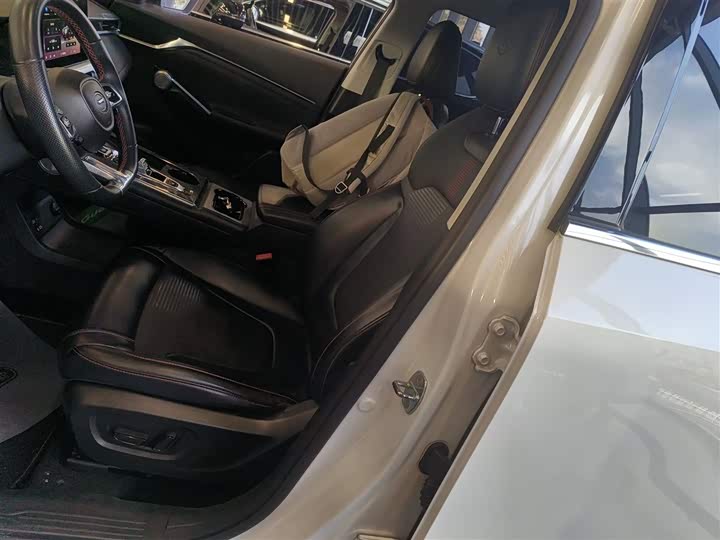 GAC Trumpchi Emkoo 2022 2022款 2.0ATK 双子星版