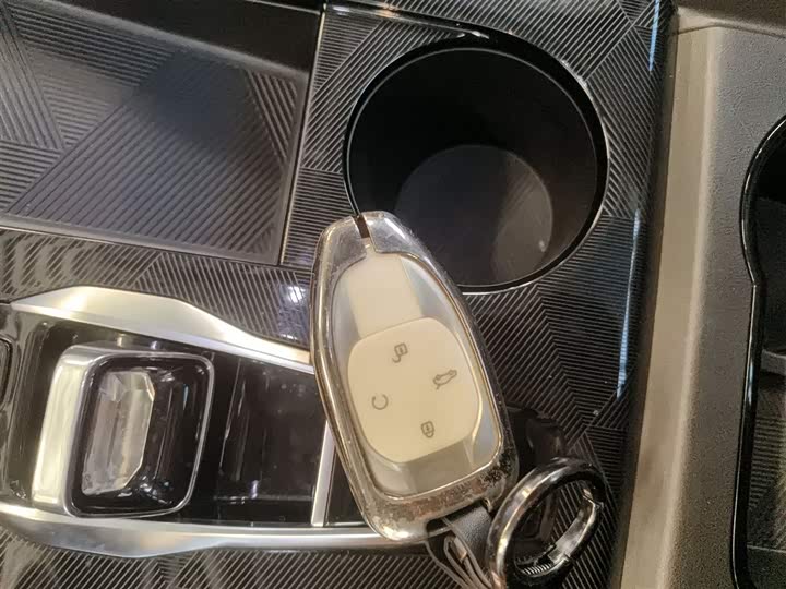 GAC Trumpchi Emkoo 2022 2022款 2.0ATK 双子星版