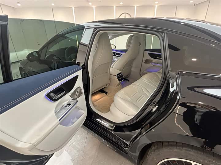 Mercedes-Benz EQE AMG 2023 2023款 AMG EQE 53 4MATIC+