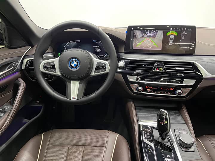 BMW 5 Series Hybrid 2022 2022款 改款 535Le M运动套装