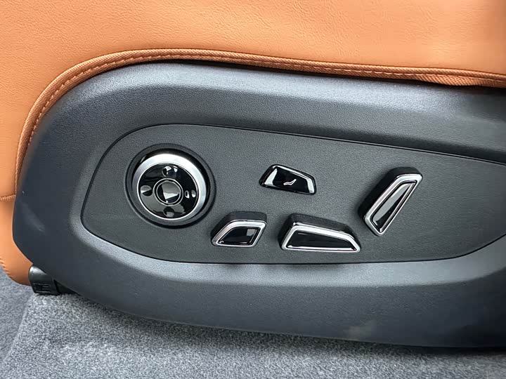 Changan Qiyuan (Nevo) E07 2025 2025款 纯电 四驱 90kWh 大成版