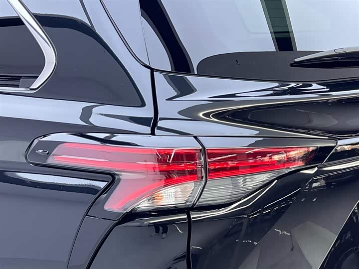 Toyota Granvia 2024 2024款 2.5L混动 舒适版