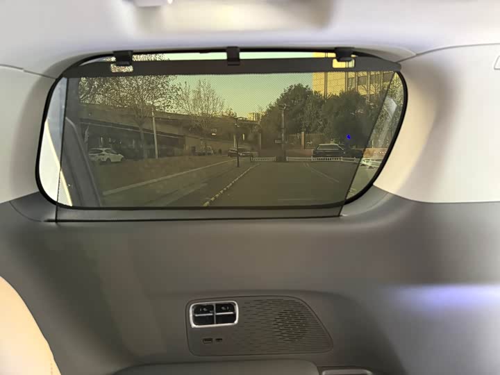 Buick GL8 ES 2025 2025款 陆尊 尊享版