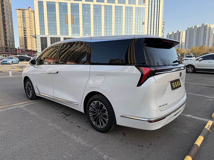 Buick GL8 ES 2025 2025款 陆尊 尊享版