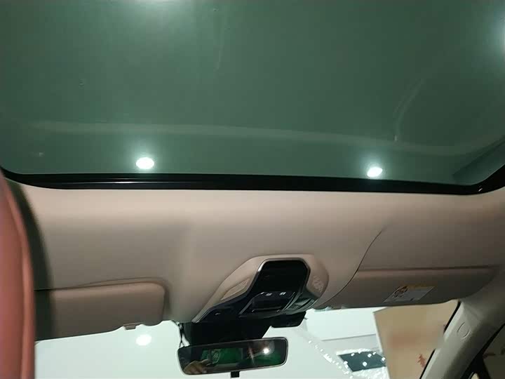 Geely Okavango 2022 2022款 1.8TD DCT豪华型 7座