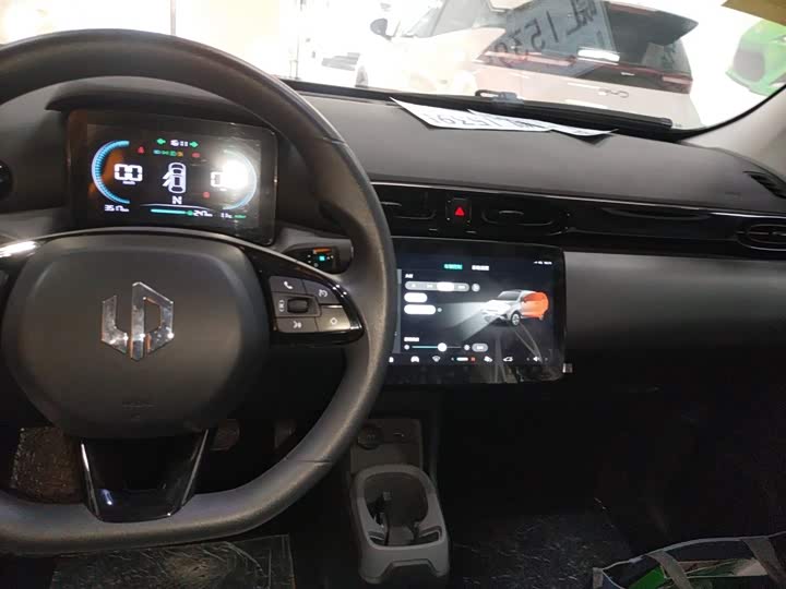 Leapmotor T03 2025 2025款 310舒享版