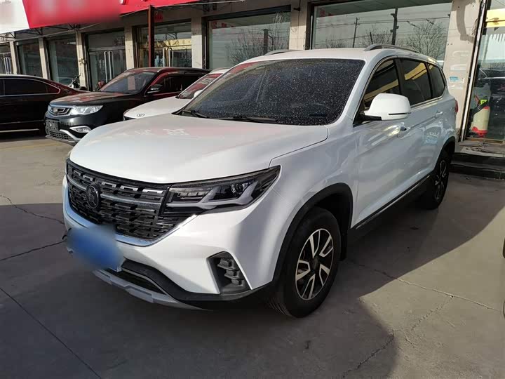 Dongfeng Forthing T5 2022 2022款 盛世款 1.6L 手动筑梦版五座