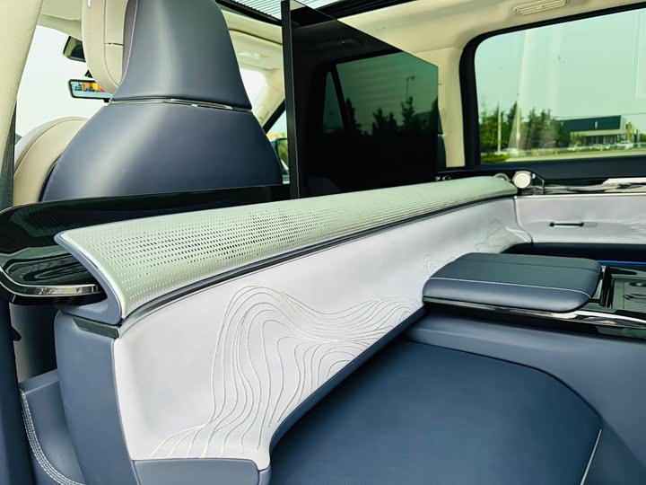 Lincoln Navigator One 2022 2022款 3.5T 领航员壹号