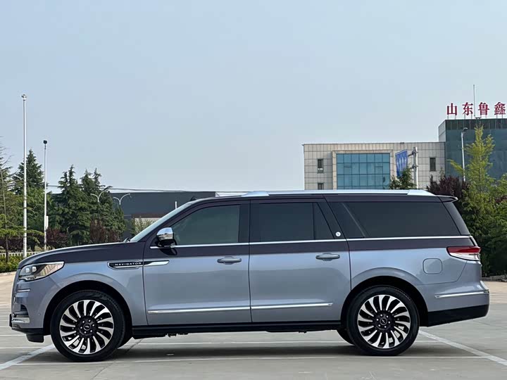 Lincoln Navigator One 2022 2022款 3.5T 领航员壹号