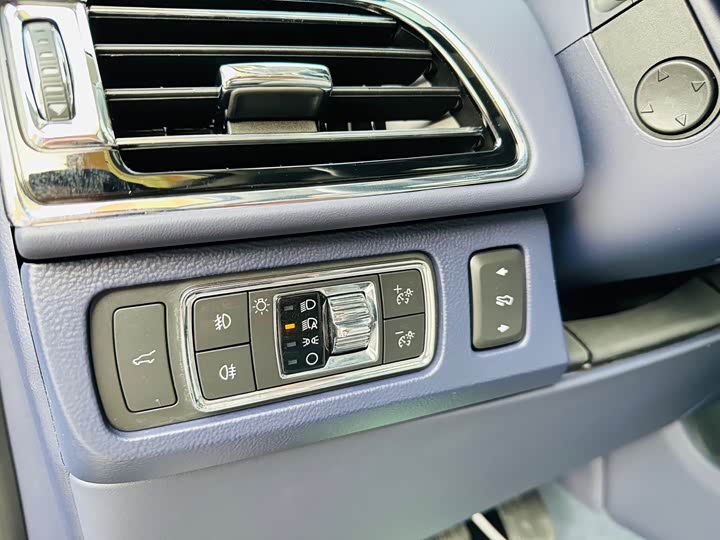 Lincoln Navigator One 2022 2022款 3.5T 领航员壹号