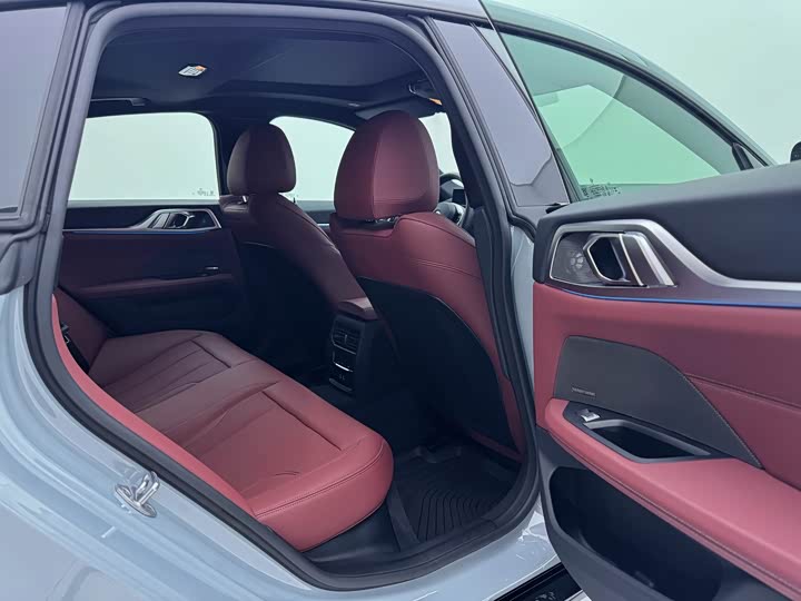 BMW 4 Series 2024 2024款 430i Gran Coupe M运动曜夜套装