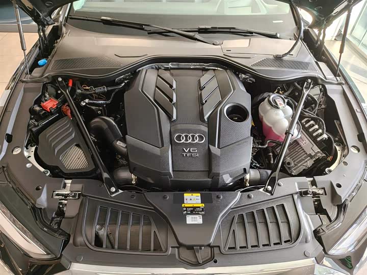 Audi A8 2024 2024款 A8L 55 TFSI quattro 旗舰型