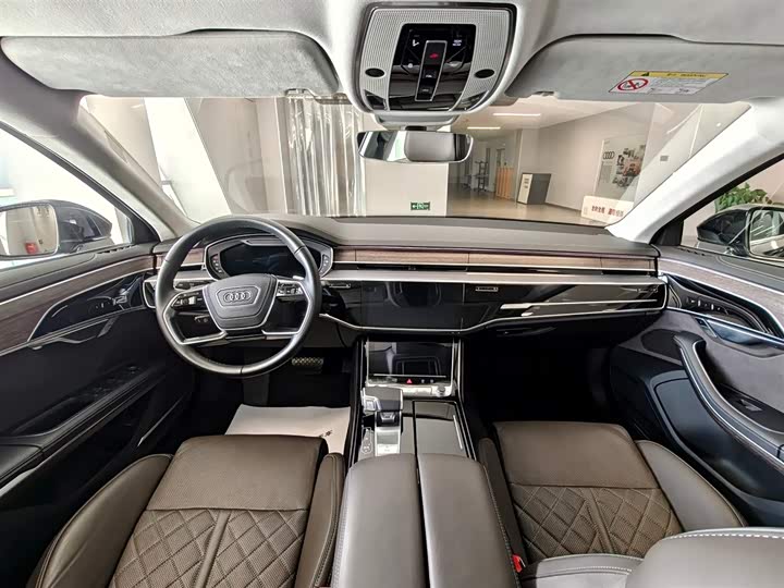 Audi A8 2024 2024款 A8L 55 TFSI quattro 旗舰型