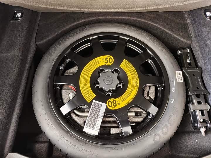 Audi A8 2024 2024款 A8L 55 TFSI quattro 旗舰型