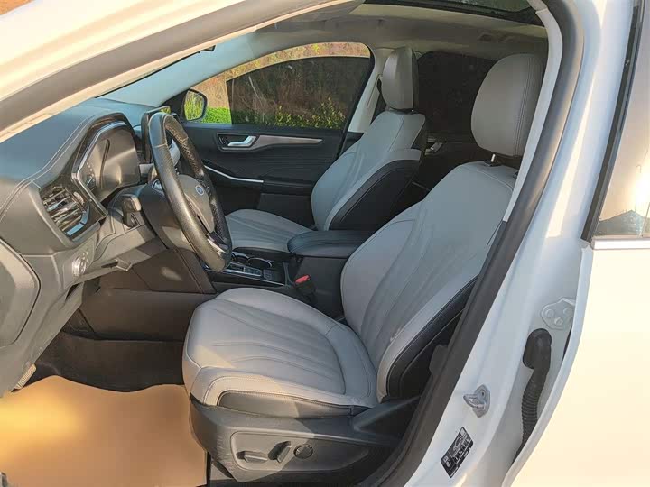 Ford Escape 2020 2020款 EcoBoost 245 两驱耀享款