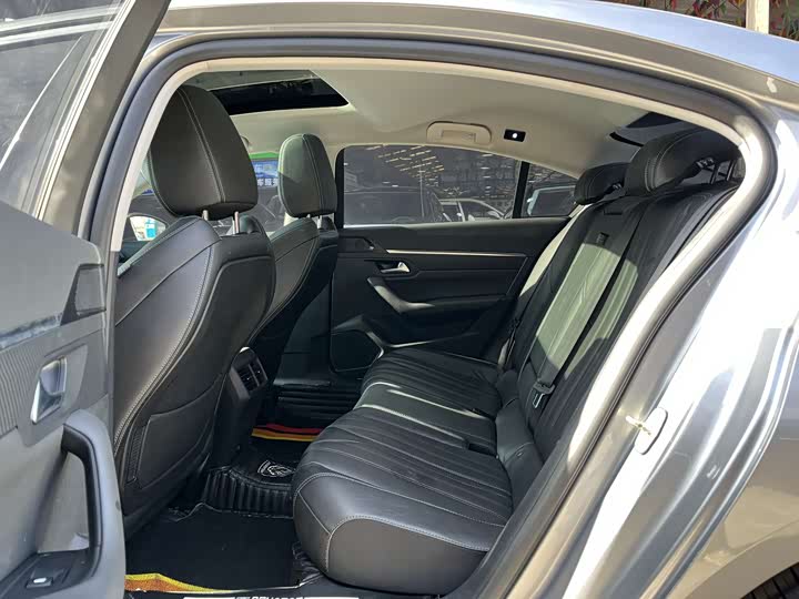 Peugeot 508 2023 2023款 508L 400THP 驭动旗舰版