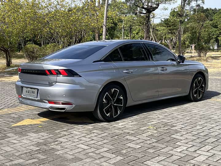 Peugeot 508 2023 2023款 508L 400THP 驭动旗舰版