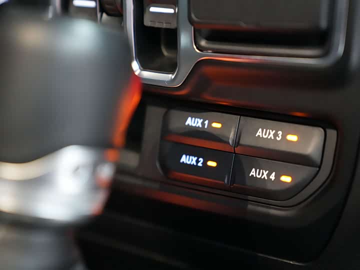 Jeep Gladiator 2022 2022款 3.6L 先行版