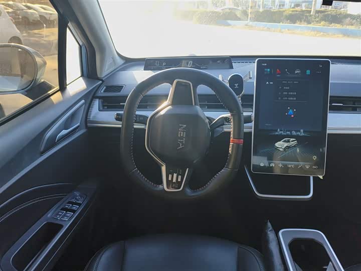 Hozon V 2022 2022款 潮 300 行业版