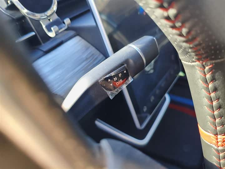 Hozon V 2022 2022款 潮 300 行业版