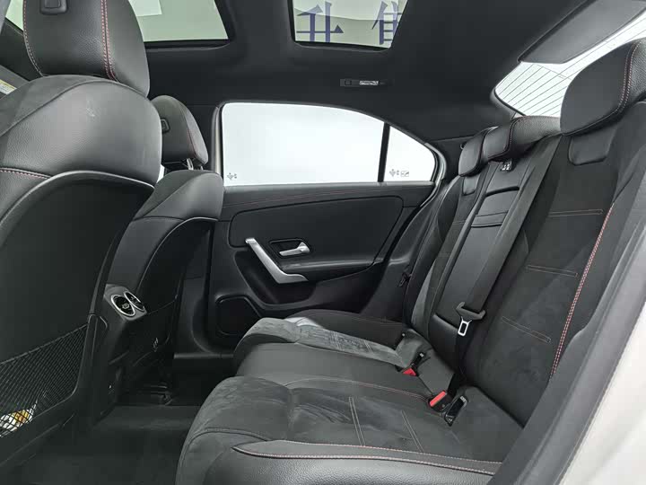 Mercedes-Benz A-Class 2024 2024款 A 200 L 时尚型