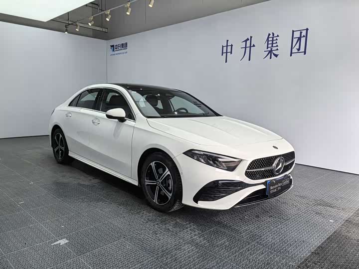 Mercedes-Benz A-Class 2024 2024款 A 200 L 时尚型