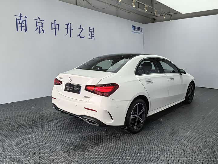Mercedes-Benz A-Class 2024 2024款 A 200 L 时尚型