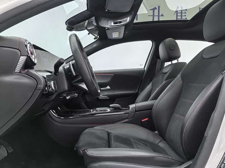 Mercedes-Benz A-Class 2024 2024款 A 200 L 时尚型