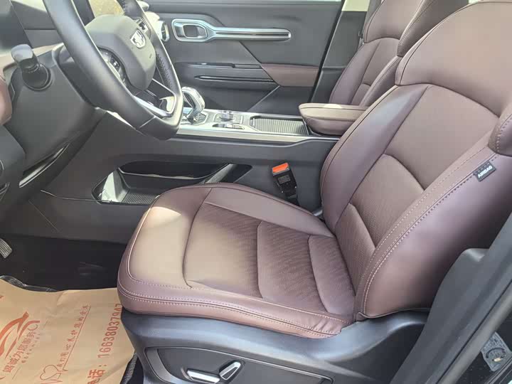 Geely Okavango 2022 2022款 1.8TD 自动尊贵型 7座