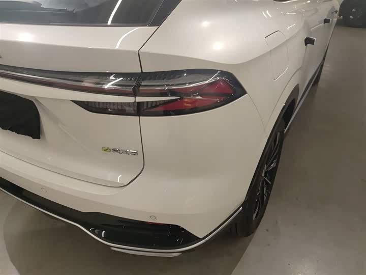 Roewe RX5 Hybrid 2023 2023款 eRX5 超混优越版