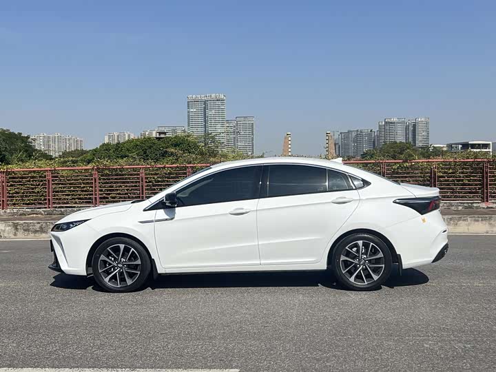 Chery Omoda S5 GT (Arrizo 5 GT) 2023 2023款 1.5T CVT智