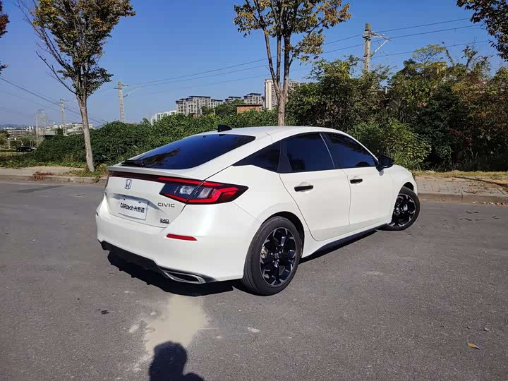 Honda Civic 2023 2023款 HATCHBACK 240TURBO CVT极锐版