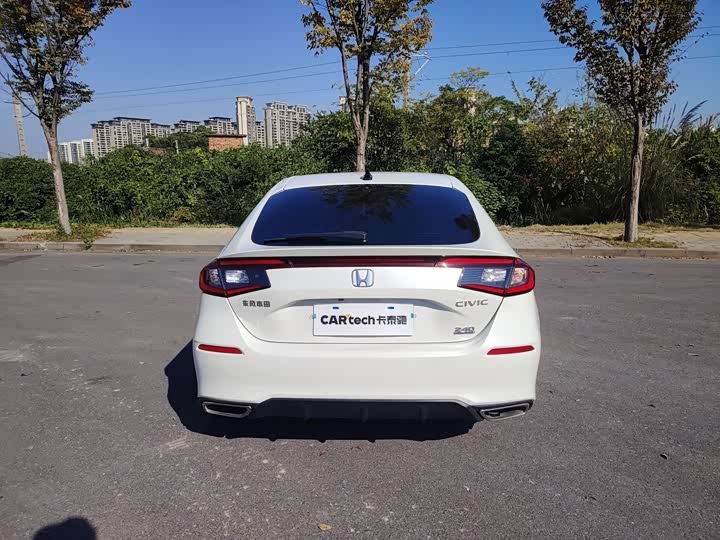 Honda Civic 2023 2023款 HATCHBACK 240TURBO CVT极锐版