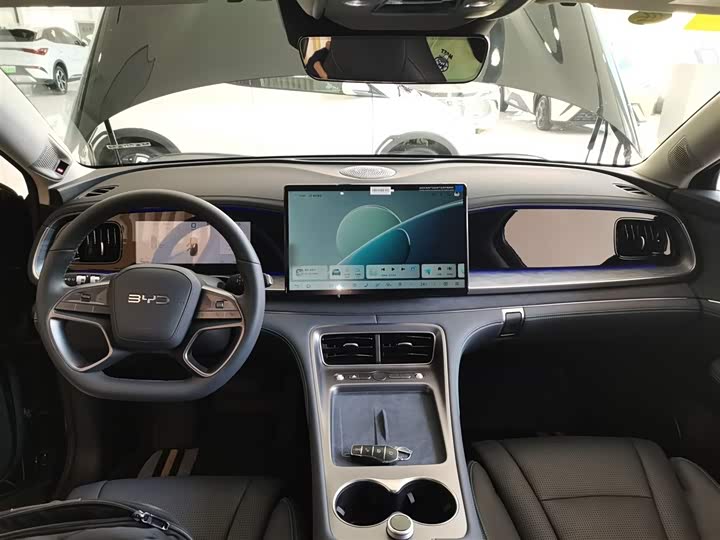 BYD Sea Lion 07 DM-i Hybrid 2025 2025款 150 领航+版