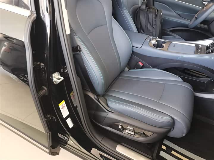 BYD Sea Lion 07 DM-i Hybrid 2025 2025款 150 领航+版