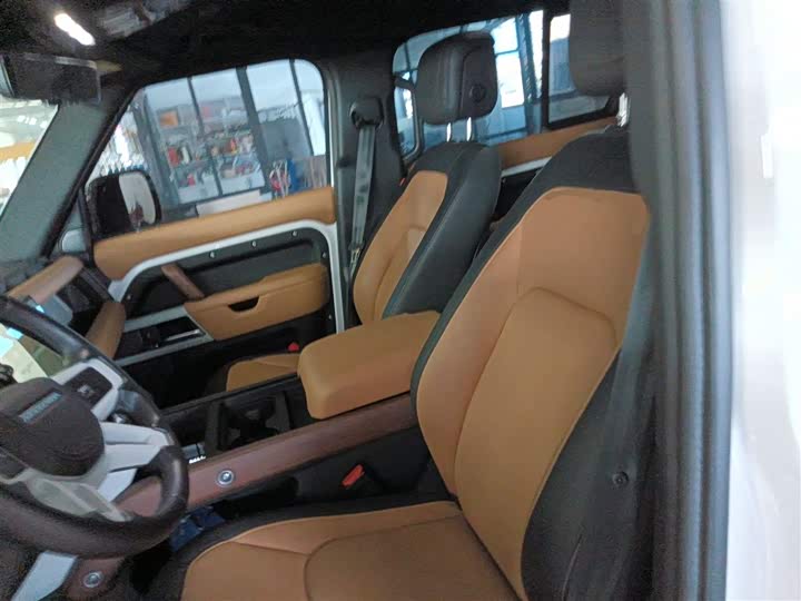 Land Rover Defender 2024 2024款 110 3.0T P400 X-DYNAMIC HSE