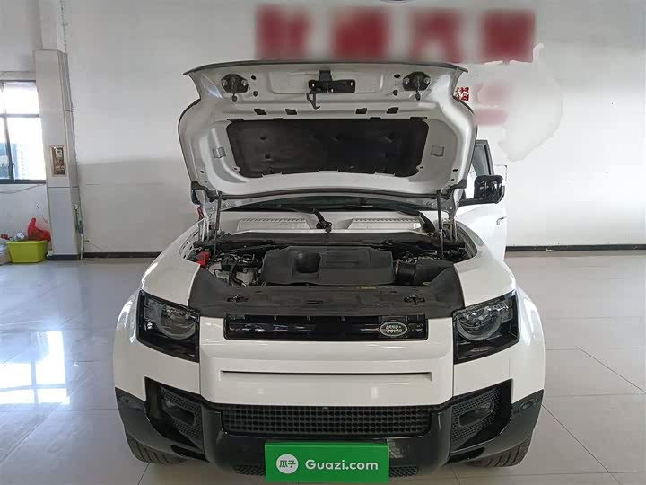 Land Rover Defender 2024 2024款 110 3.0T P400 X-DYNAMIC HSE