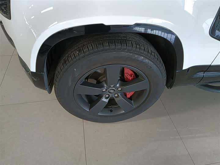 Land Rover Defender 2024 2024款 110 3.0T P400 X-DYNAMIC HSE