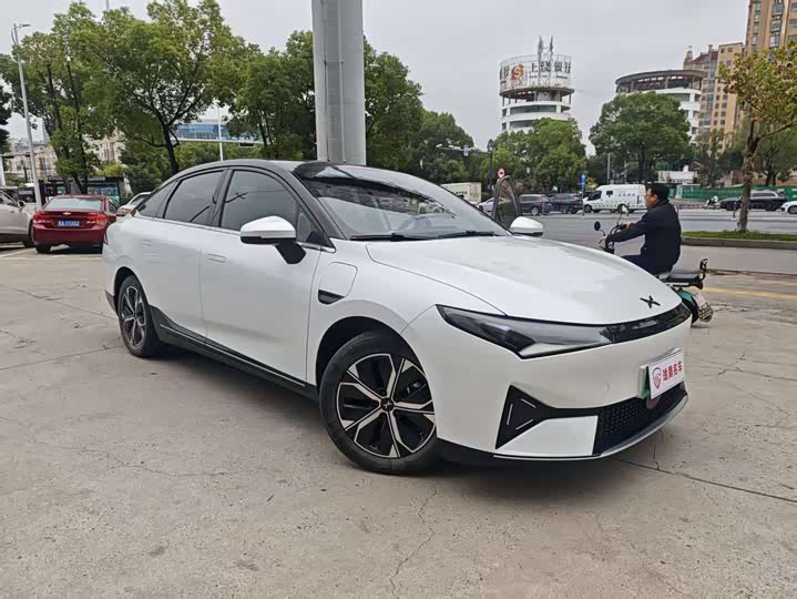 XPeng P5 2022 2022款 550E