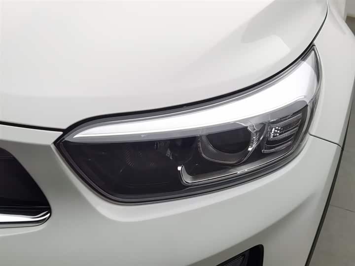 Kia KX1 2021 2021款 1.4L CVT天窗款