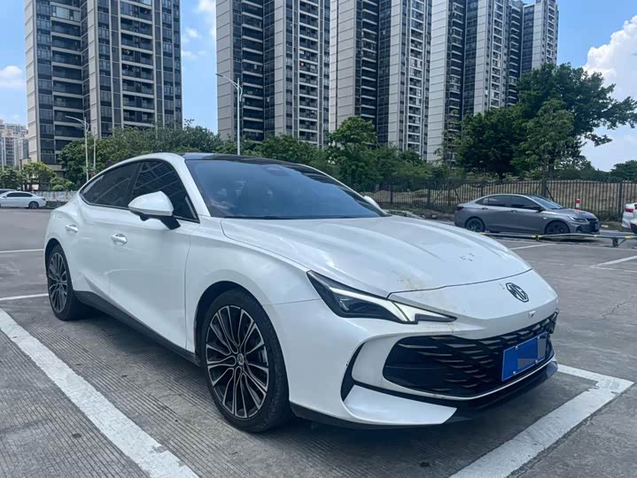 MG Motor 7 2025 2025款 1.5T 300 DCT优雅版