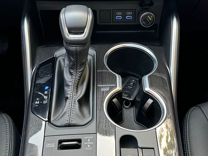 Toyota Crown Kluger 2022 2022款 2.0T 四驱劲享版