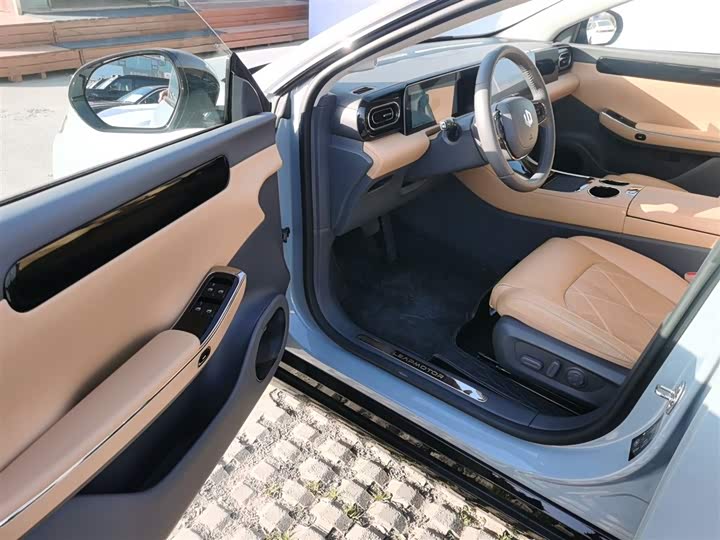 Leapmotor C01 2024 2024款 增程 316尊享版