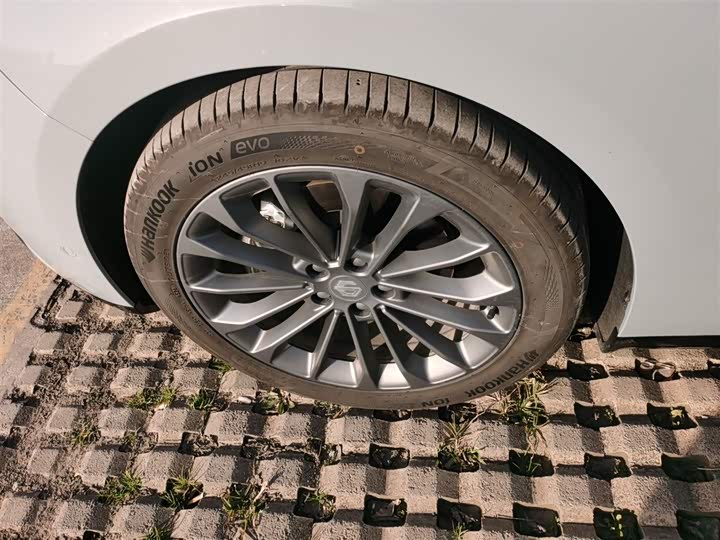 Leapmotor C01 2024 2024款 增程 316尊享版