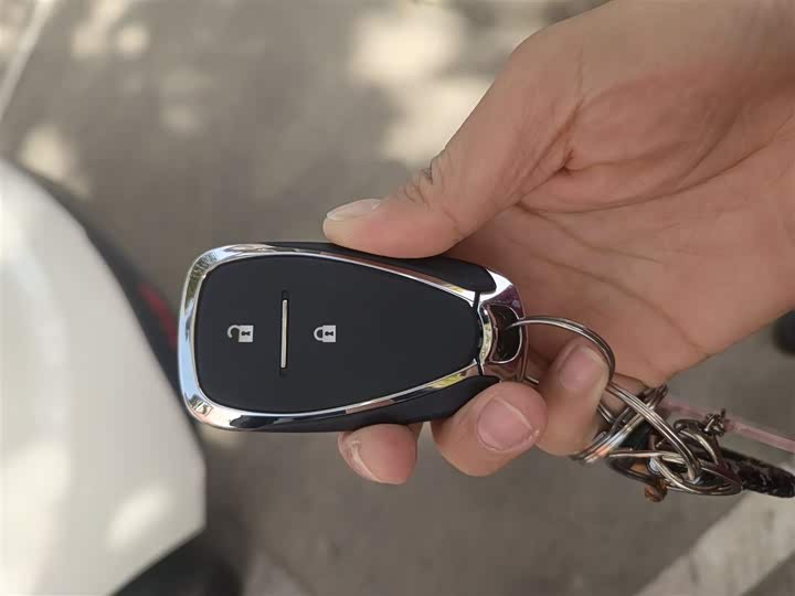 Chevrolet Orlando 2020 2020款 轻混 Redline 530T 自动纵享版（5+2款）