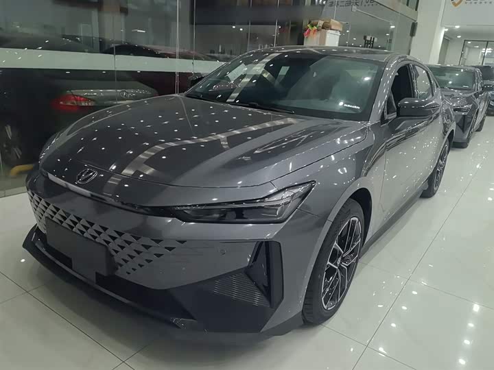 Changan UNI-V Hybrid 2024 2024款 蓝鲸智电iDD 136km 智酷型