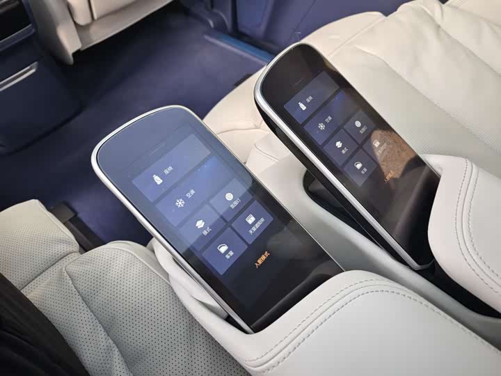 Buick GL8 Century 2025 2025款 2.0T 六座蕴世版