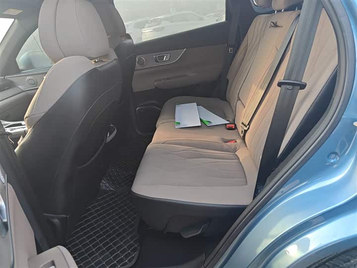 Chery Tiggo 8 Plus C-DM 2025 2025款 1.5T 116km 尊贵型 5座