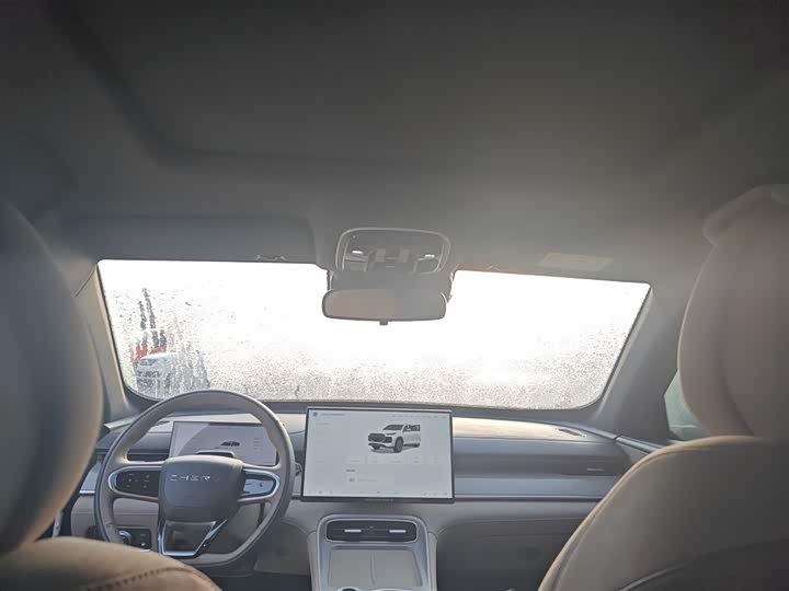 Chery Tiggo 8 Plus C-DM 2025 2025款 1.5T 116km 尊贵型 5座